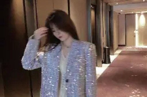 内娱清纯女星偷闯日本拍艳情片被网友当场撞破 内娱清纯女星偷闯日本拍艳情片被网友当场撞破